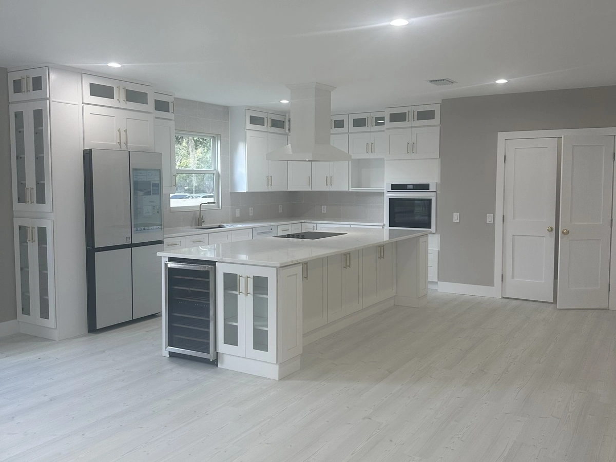 Spacious Lakeland rebuild after remodeling