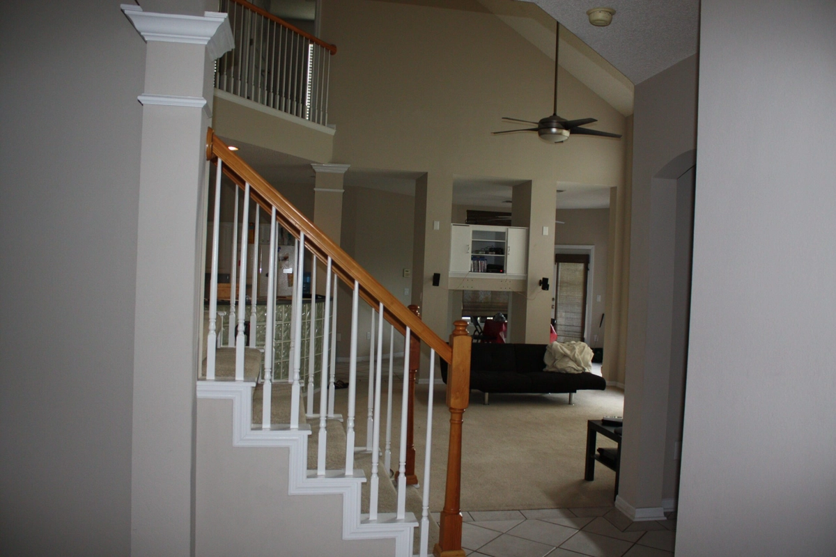 Kissimmee high ceilings before remodeling
